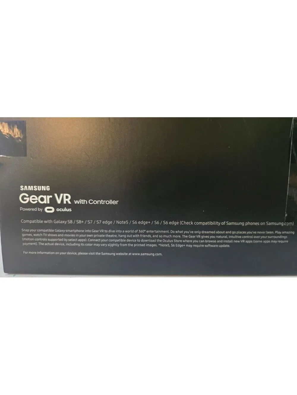 Samsung Gear VR Virtual Reality Headset Black with Controller Powered by Oculus
